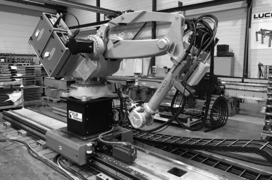 Lucas standard linear floor axes (ALSS)